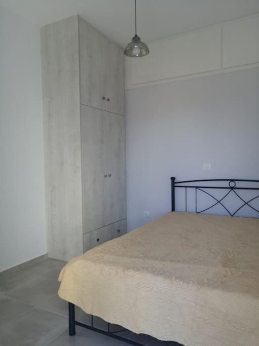 Natalia's Serene Hub Aegina