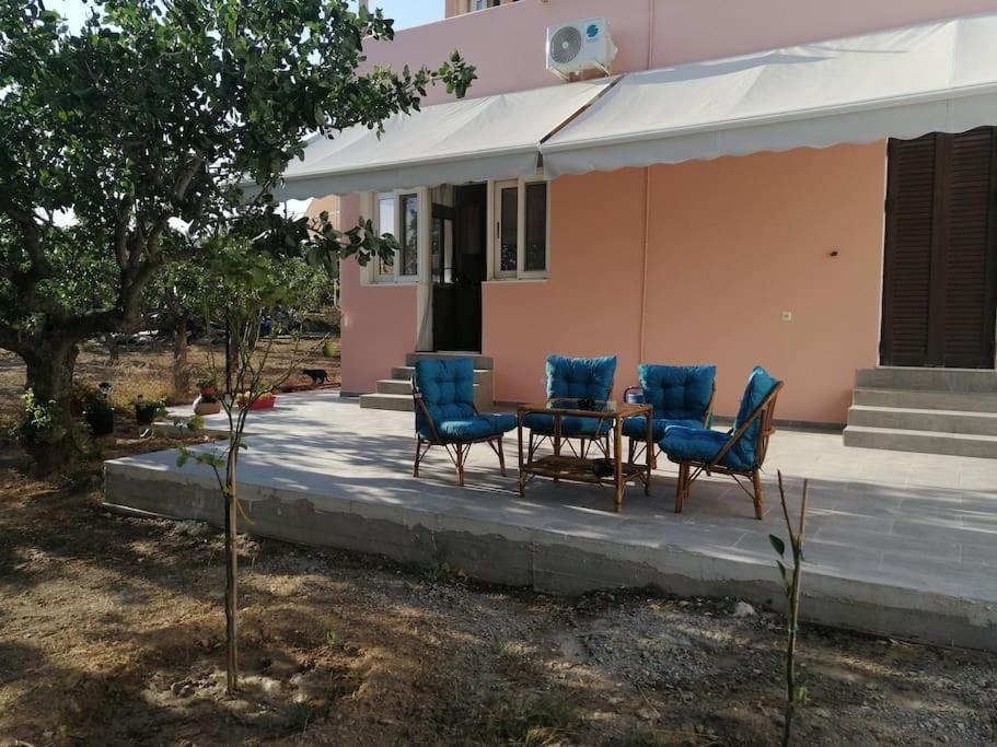 Natalia's Serene Hub * Aegina